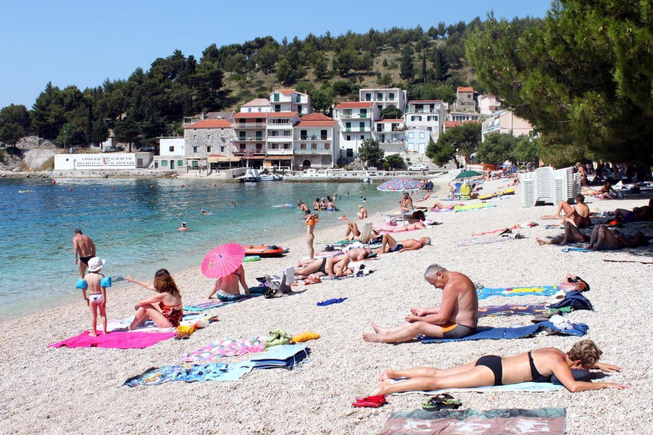 Apartments By The Sea Drvenik Donja Vala, Makarska - 6756 Ngoại thất bức ảnh