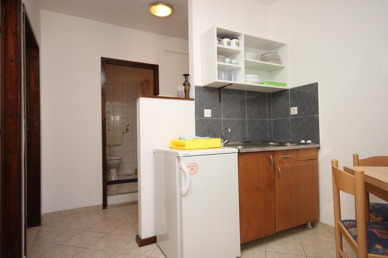 Apartments By The Sea Drvenik Donja Vala, Makarska - 6756 Ngoại thất bức ảnh