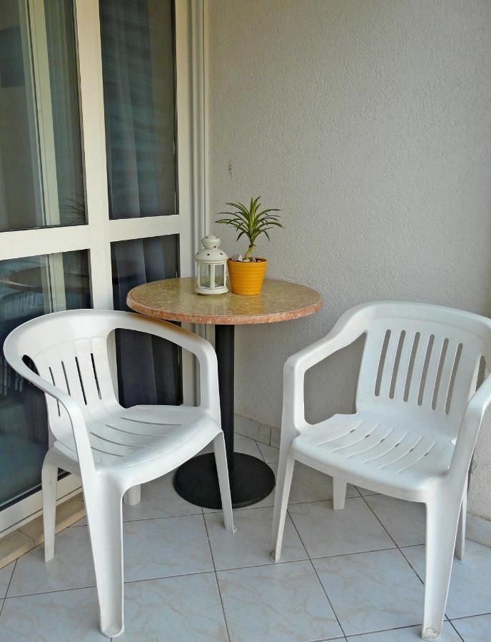Apartments By The Sea Drvenik Donja Vala, Makarska - 6756 Ngoại thất bức ảnh