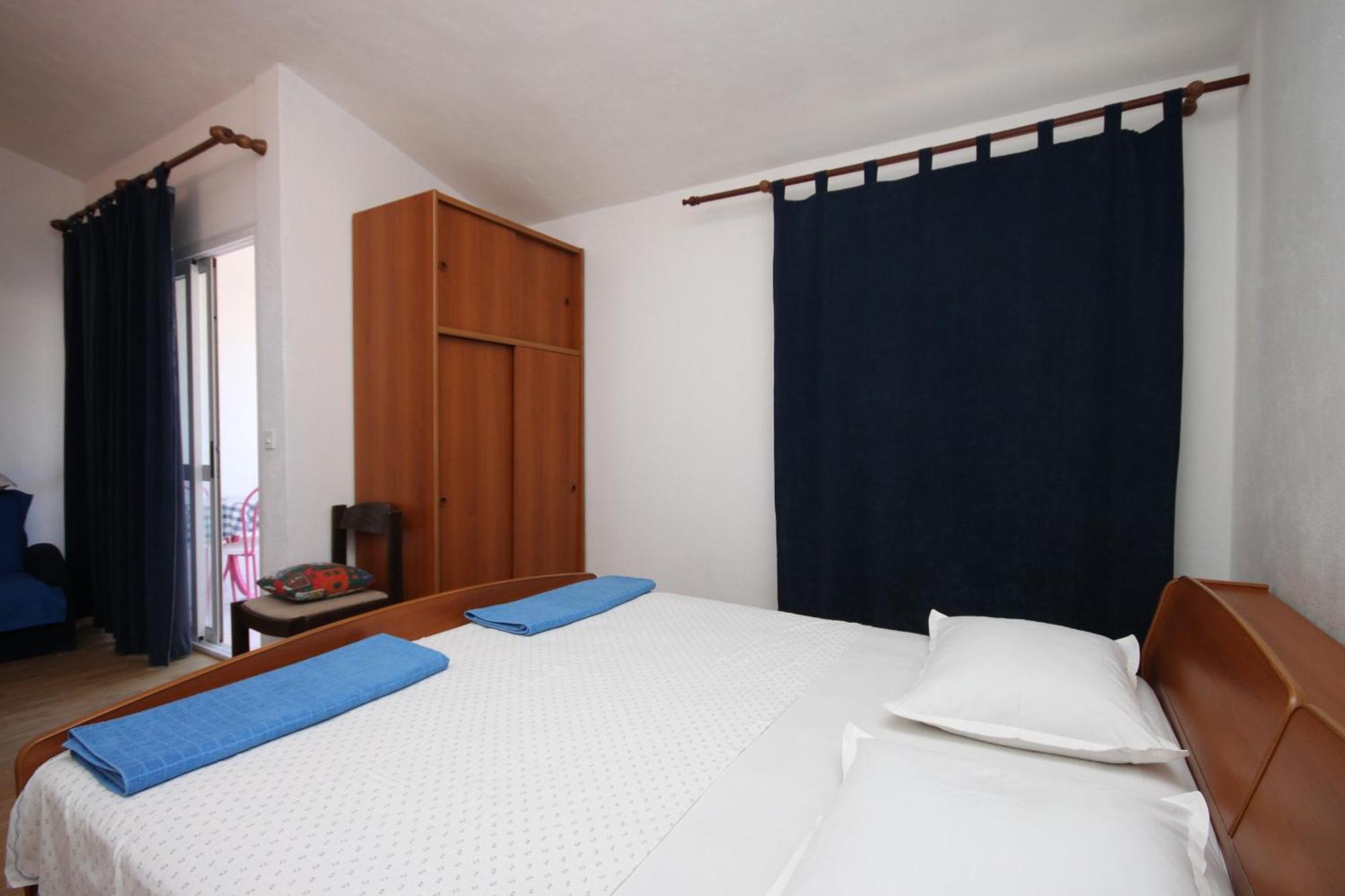 Apartments By The Sea Drvenik Donja Vala, Makarska - 6756 Phòng bức ảnh